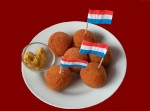 bitterballen-hollandse-kombuiscoza bitterballen