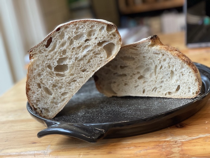 O pão e a perfeição - Coluna Bailandesa